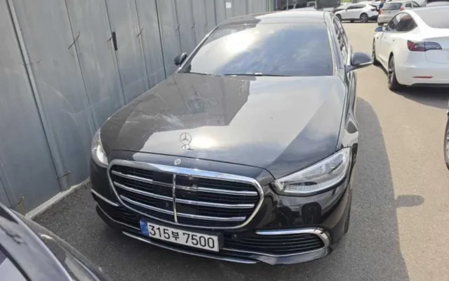 수원화물중고차매매사이트 S클래스-W223 S350 d 4MATIC 매물 사진 17 - 2025/01 43,157km